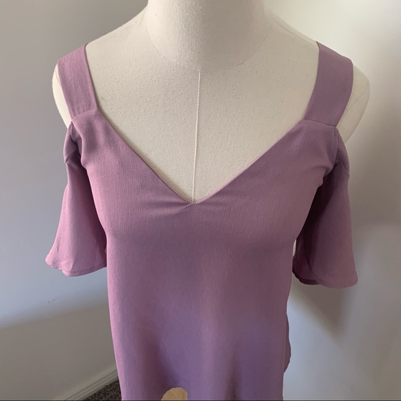 Lilac Siena Sky Cold Shoulder Top | size large - Picture 5 of 8